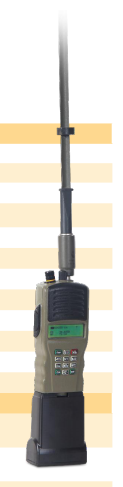 Système de communication radio multibande portable HRC-610/E.